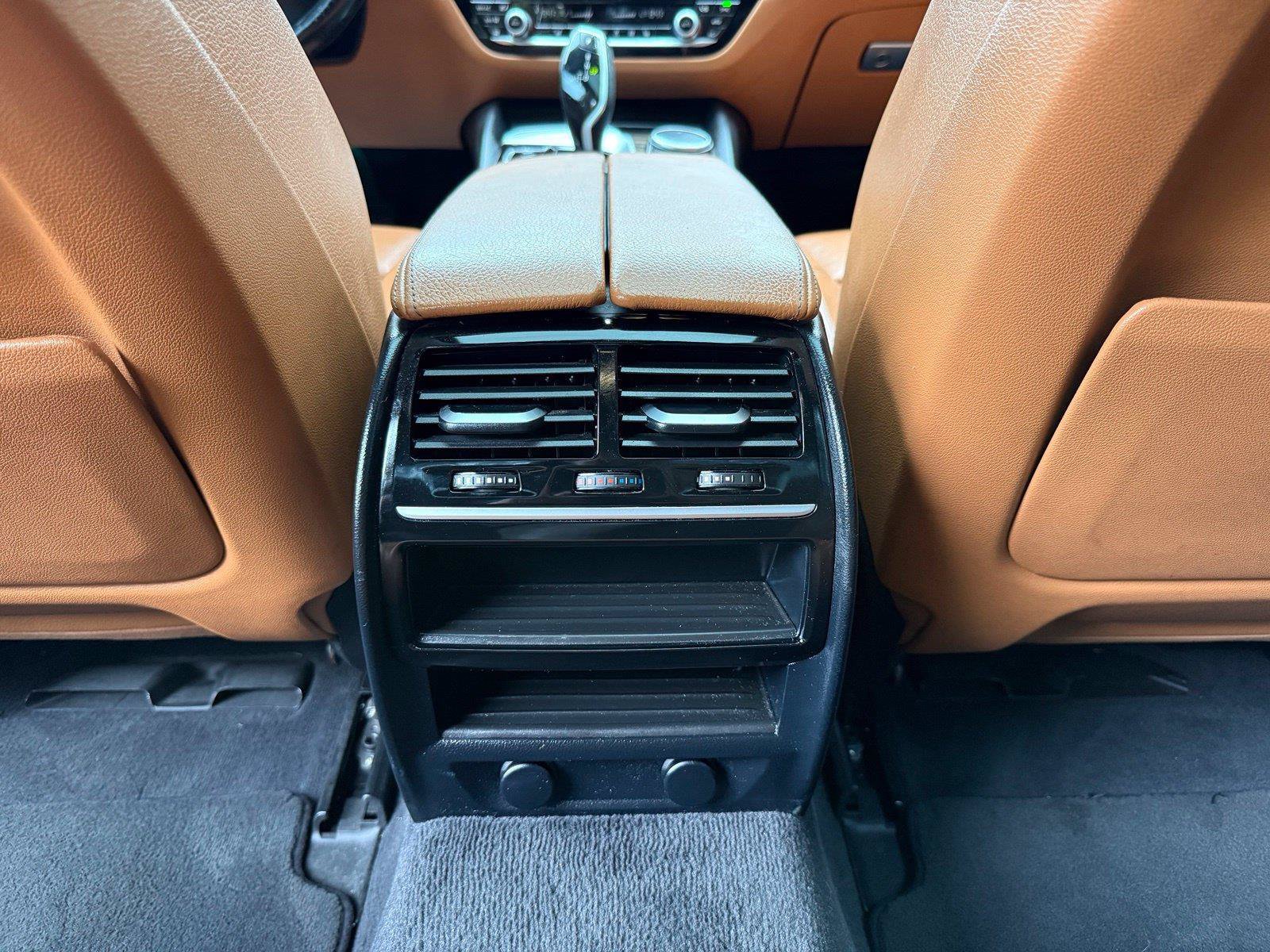 Used 2018 BMW 530i RWD image 39