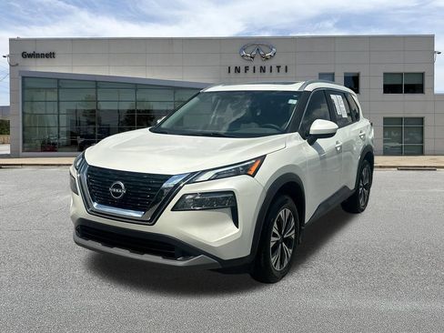 Used 2023 Nissan Rogue SV w/ SV Premium B Package FWD image 1