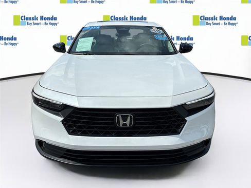 Used 2026 Honda Accord SE image 2