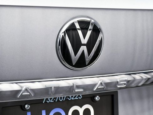 Used 2021 Volkswagen Atlas Cross Sport SEL R-Line image 88