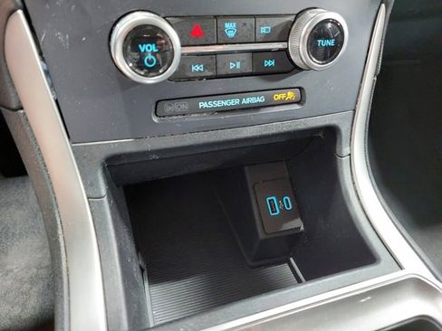 Used 2023 Ford Edge SEL image 27