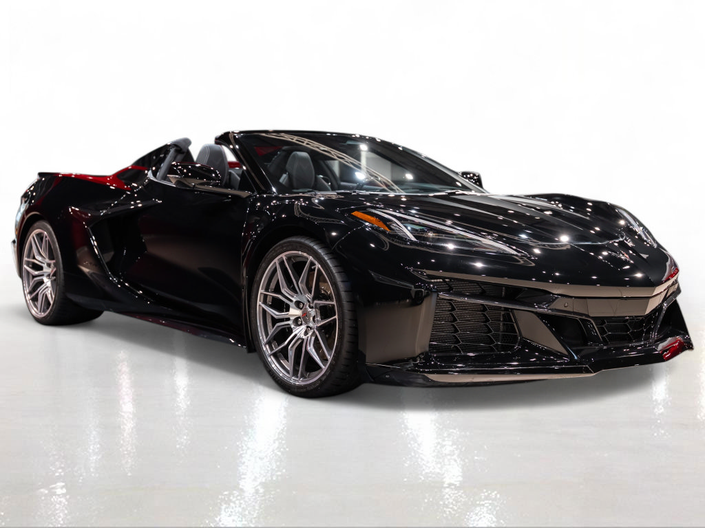Used 2024 Chevrolet Corvette Z06 w/ Stealth Interior Trim Package RWD image 8
