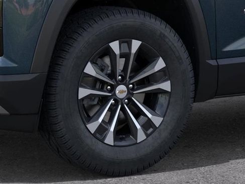 New 2026 Chevrolet Equinox LT w/ Safety and Technology Package image 9