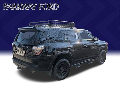 Used 2021 Toyota 4Runner Venture image 5