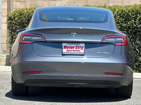 Used 2020 Tesla Model 3 Long Range AWD/4WD image 5