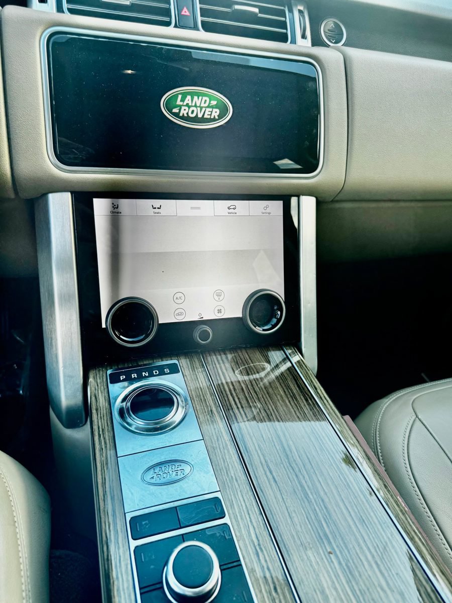 Used 2018 Land Rover Range Rover AWD/4WD image 12