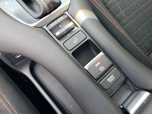 Used 2024 Honda HR-V Sport image 19