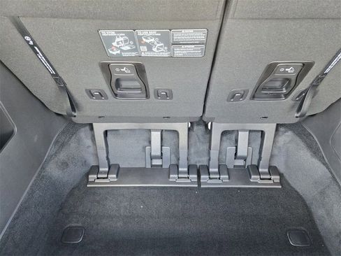 New 2026 Kia Carnival LXS image 23