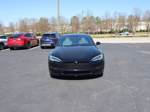 Used 2022 Tesla Model S Long Range Sedan 4D image 13