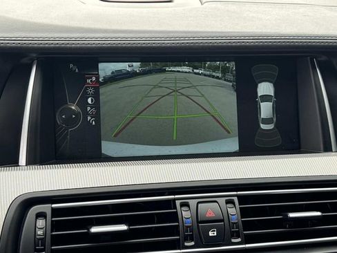 Used 2014 BMW M5 RWD image 14