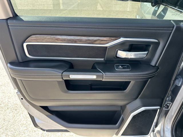 Used 2019 RAM 3500 Laramie AWD/4WD image 40