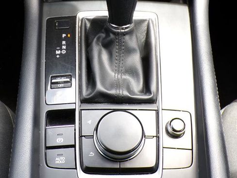 Used 2022 MAZDA MAZDA3 Sedan FWD image 16
