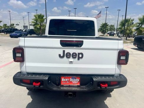 Used 2022 Jeep Gladiator Rubicon w/ LED Lighting Group AWD/4WD image 5