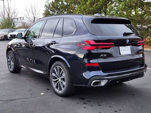 Used 2026 BMW X5 xDrive40i w/ Executive Package AWD/4WD image 3