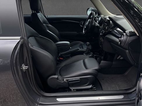 Used 2017 MINI Cooper S FWD image 5