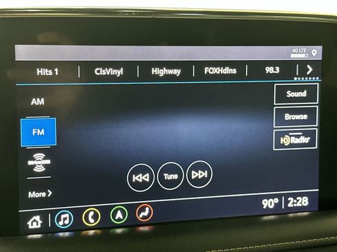 Used 2021 Chevrolet Tahoe Premier w/ Premium Package RWD image 16