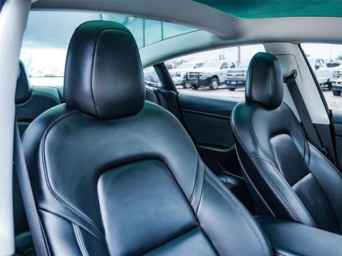 Used 2021 Tesla Model 3 Standard Range Plus RWD image 21
