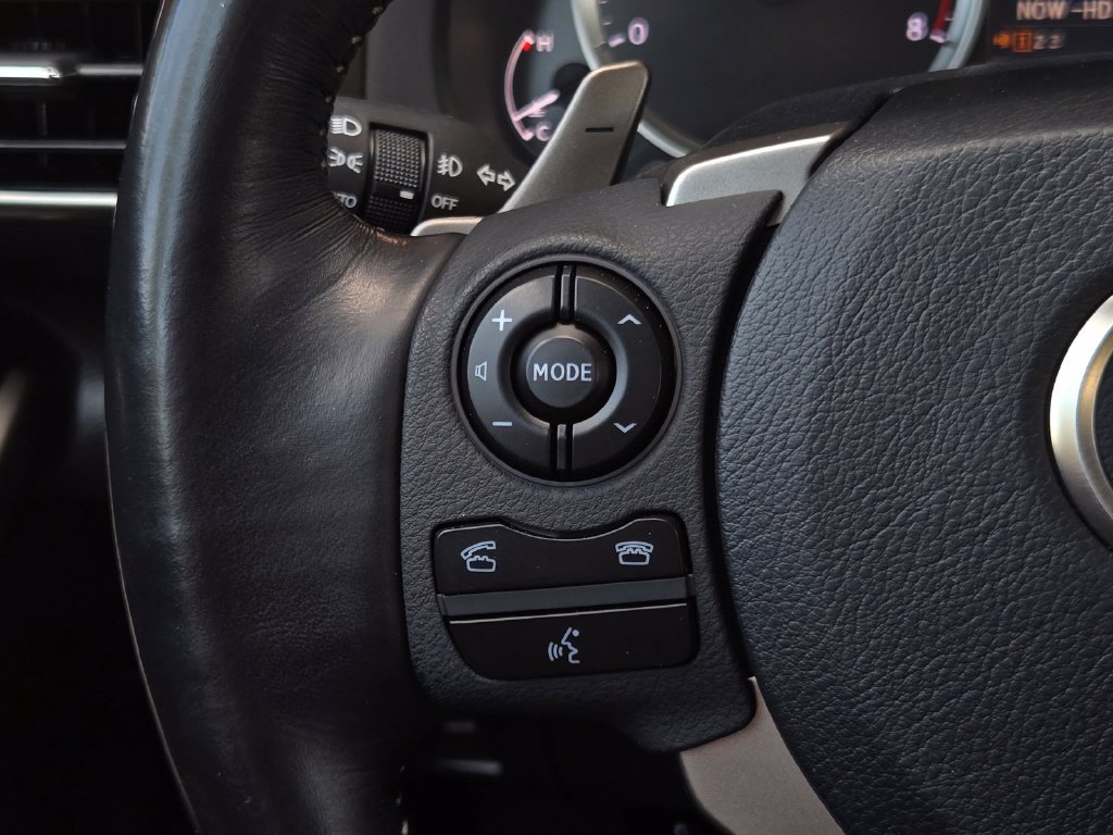 Used 2016 Lexus IS 200t RWD image 24