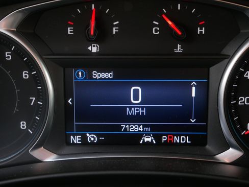 Used 2020 Chevrolet Equinox LT AWD/4WD image 32