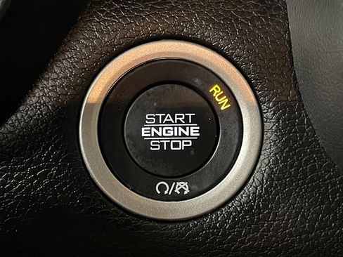 Used 2026 RAM 2500 Big Horn AWD/4WD image 33