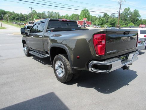 Used 2023 Chevrolet Silverado 3500 LTZ w/ LTZ Texas Edition AWD/4WD image 6