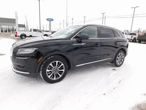 Used 2023 Lincoln Nautilus AWD w/ Premium Package image 7