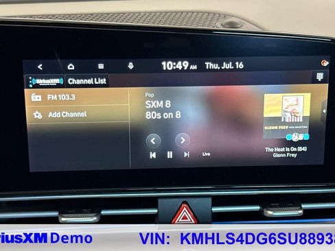 Used 2025 Hyundai Elantra SEL FWD image 29