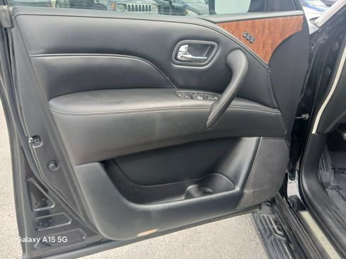 Used 2019 INFINITI QX80 Luxe AWD/4WD image 10