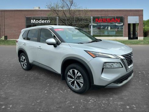 Certified 2023 Nissan Rogue SV AWD/4WD image 5