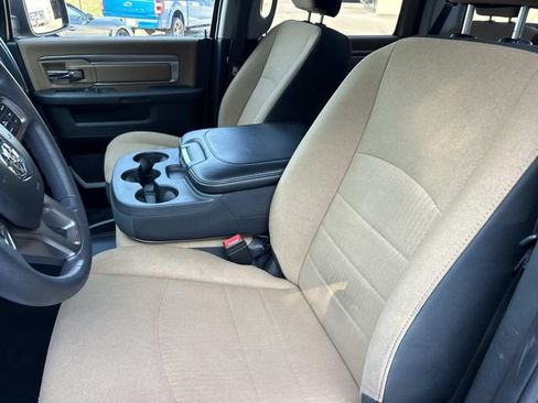Used 2021 RAM 1500 Classic SLT AWD/4WD image 26