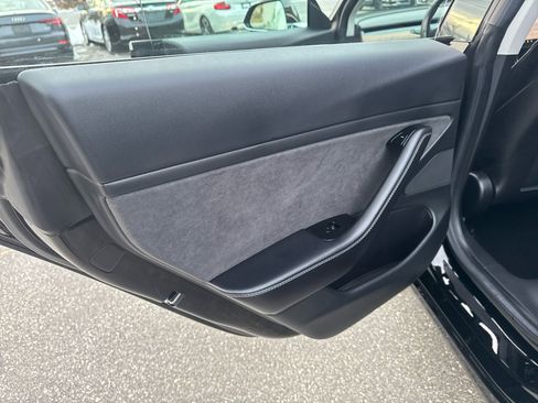 Used 2018 Tesla Model 3 Long Range image 35