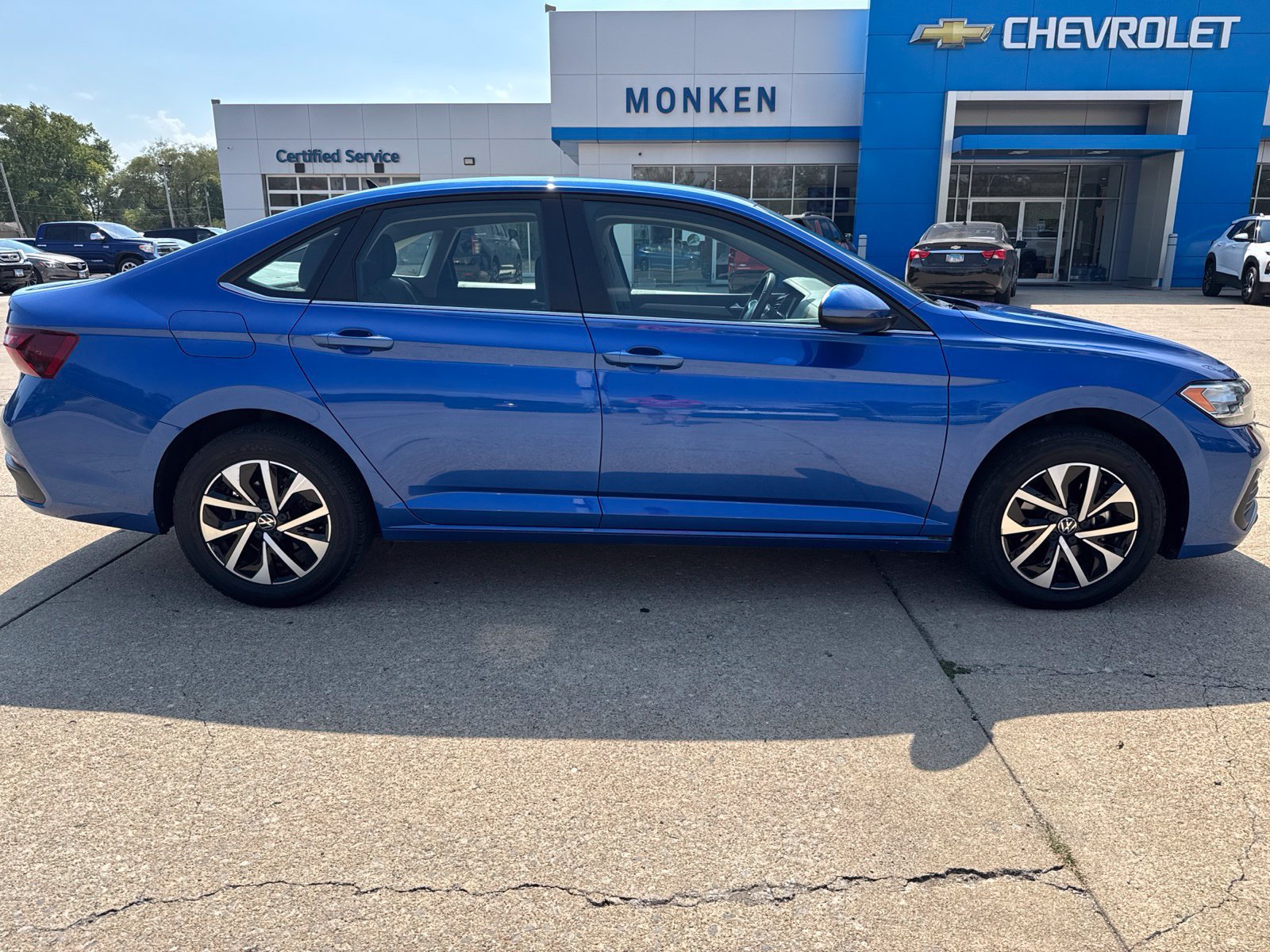 Used 2024 Volkswagen Jetta S FWD image 2