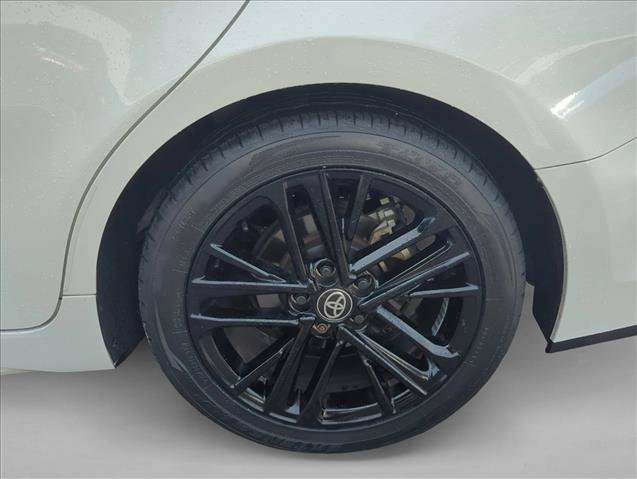 Certified 2025 Toyota Camry SE FWD image 3