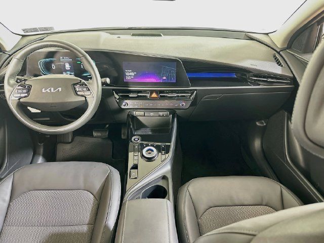 Used 2023 Kia Niro EX w/ EX Cold Weather Package FWD image 13