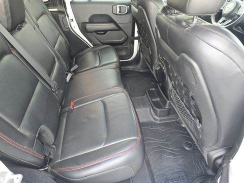 Used 2018 Jeep Wrangler Unlimited Rubicon image 26