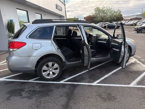 Used 2012 Subaru Outback 2.5i Premium image 10