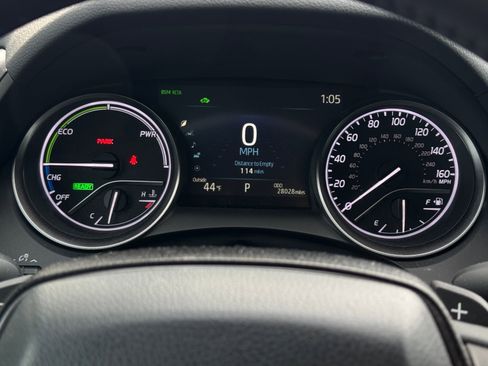 Used 2023 Toyota Camry XSE image 11