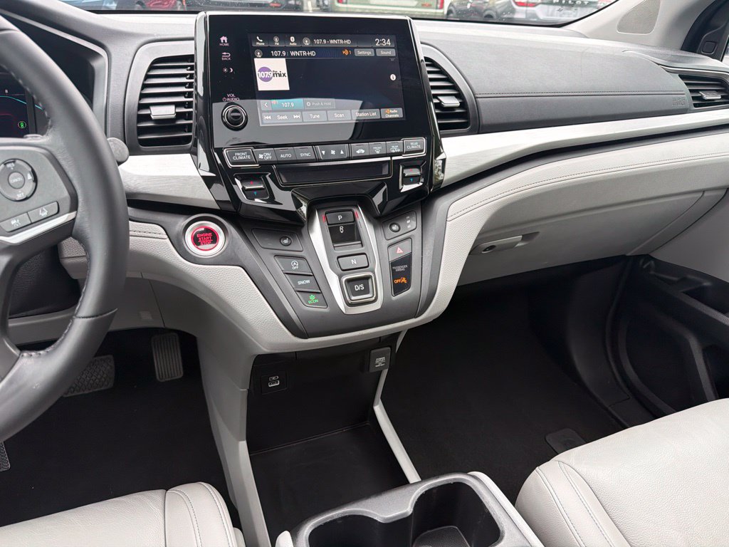 Certified 2024 Honda Odyssey EX-L image 16