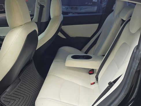 Used 2019 Tesla Model 3 Long Range RWD image 4