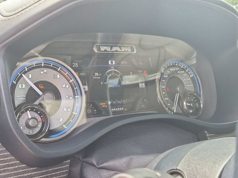 Used 2020 RAM 1500 Limited AWD/4WD image 13