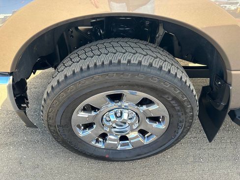 Used 2020 Ford F250 XLT w/ XLT Value Package AWD/4WD image 13