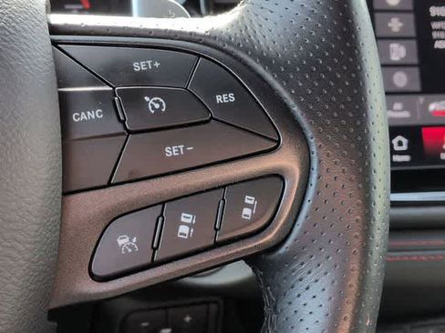 Used 2025 Dodge Durango R/T AWD/4WD image 27