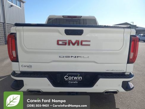 Used 2022 GMC Sierra 1500 Denali image 4