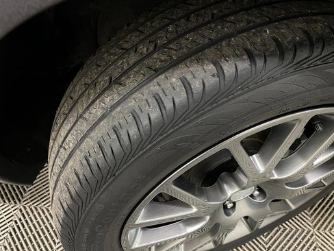 Certified 2019 Buick Encore Sport Touring w/ Safety Package image 44