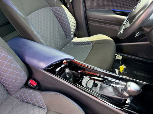 Certified 2021 Toyota C-HR XLE FWD image 21