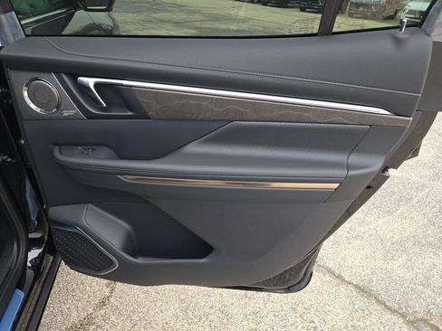 New 2026 Buick Enclave Avenir w/ Super Cruise Package image 10