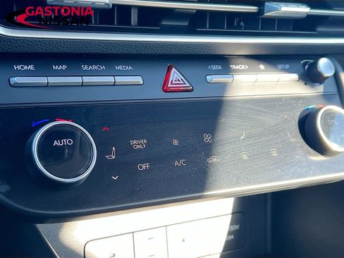 Used 2024 Hyundai Sonata SEL image 21