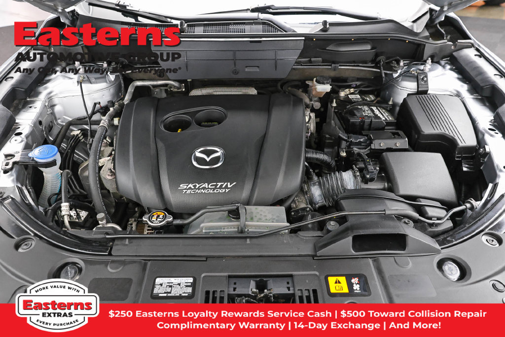 Used 2018 MAZDA CX-5 Touring w/ Preferred Equipment Package AWD/4WD image 8