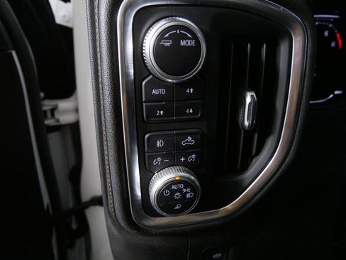 Used 2020 GMC Sierra 1500 AT4 image 17