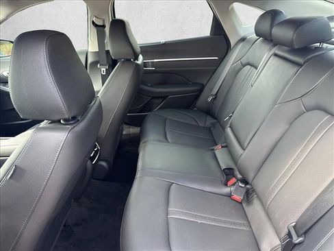 Certified 2025 Hyundai Sonata Limited image 16